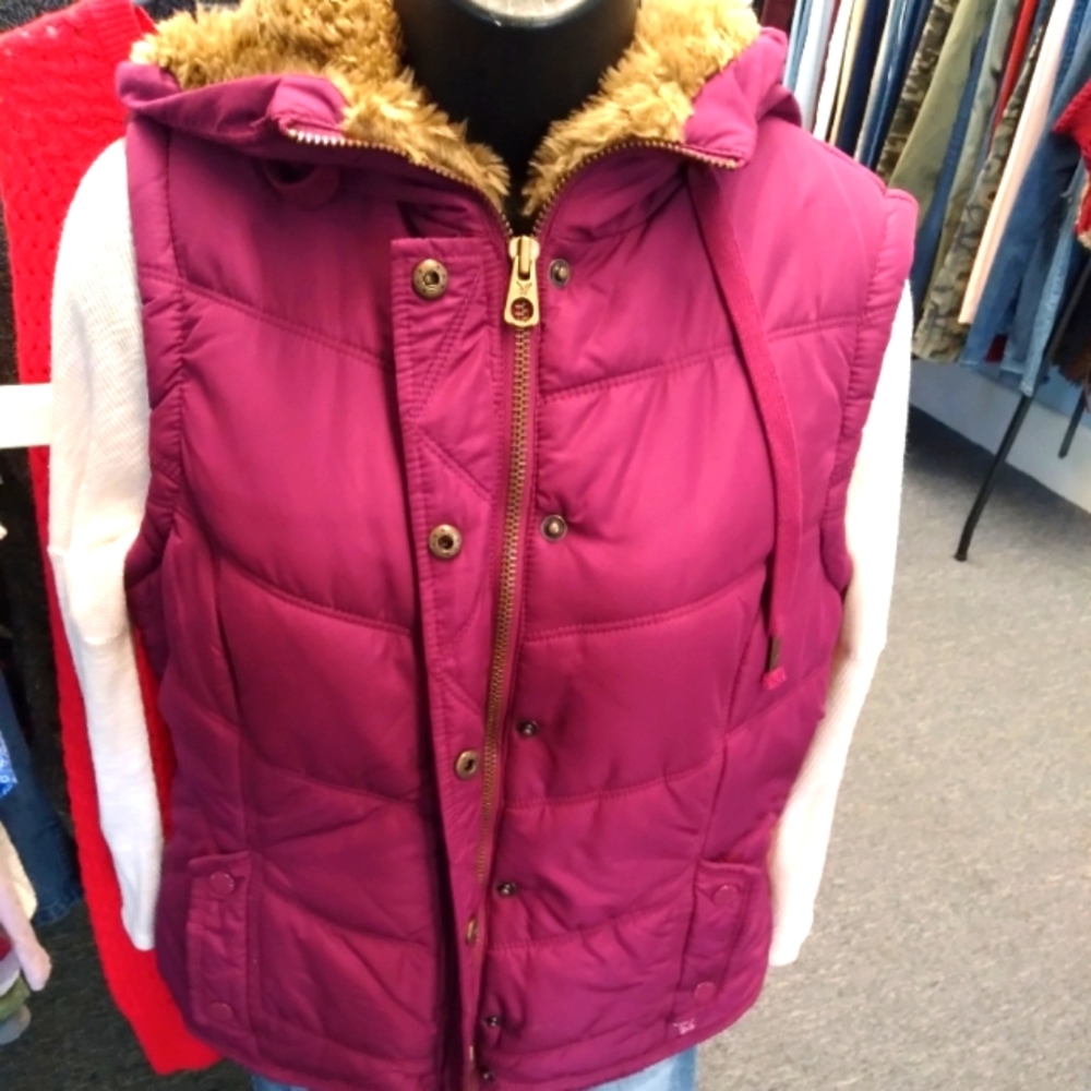 American Eagle Vest
